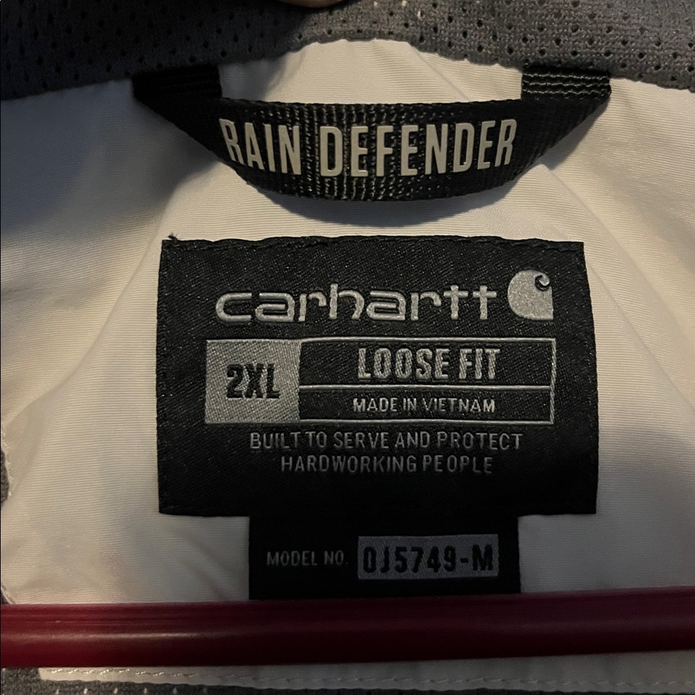 Carhartt Rain Defender jacket. Like new - Picture 4 of 6